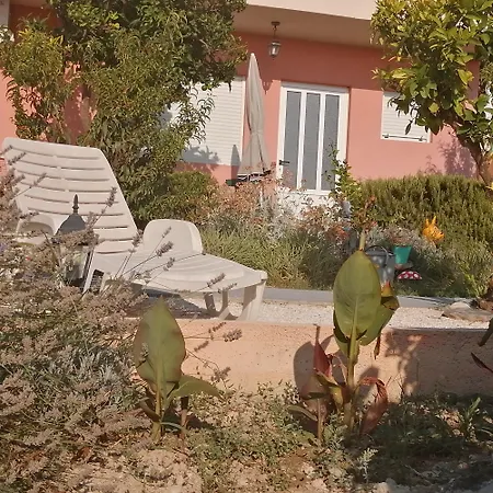 Luketa * ポドストラナ