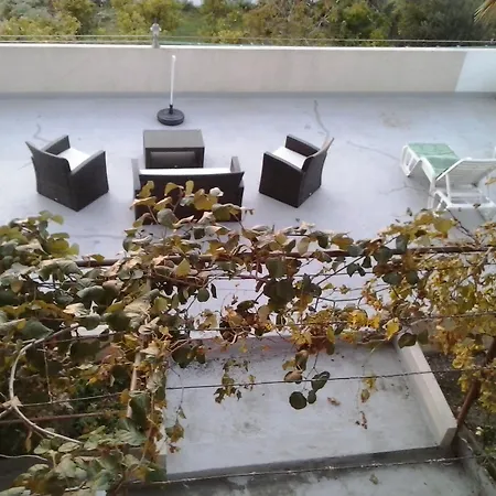 Luketa * ポドストラナ