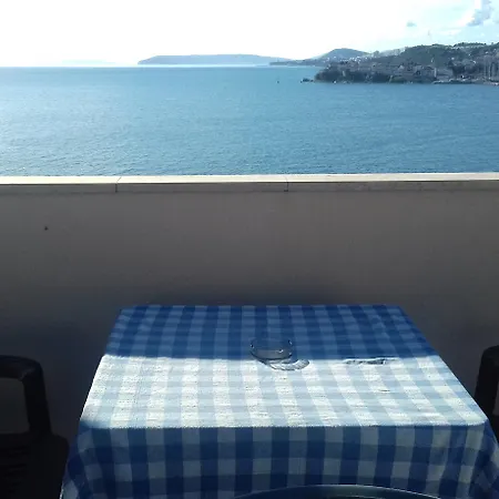 アパート Luketa *