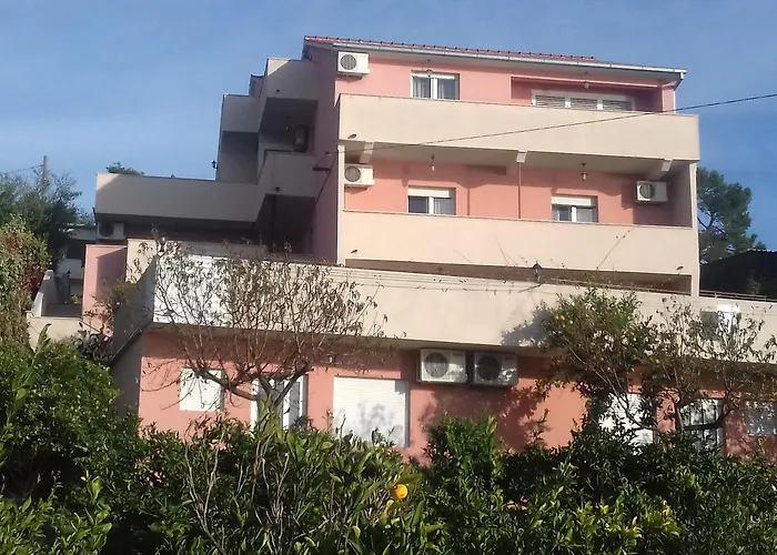 Appartement Luketa *